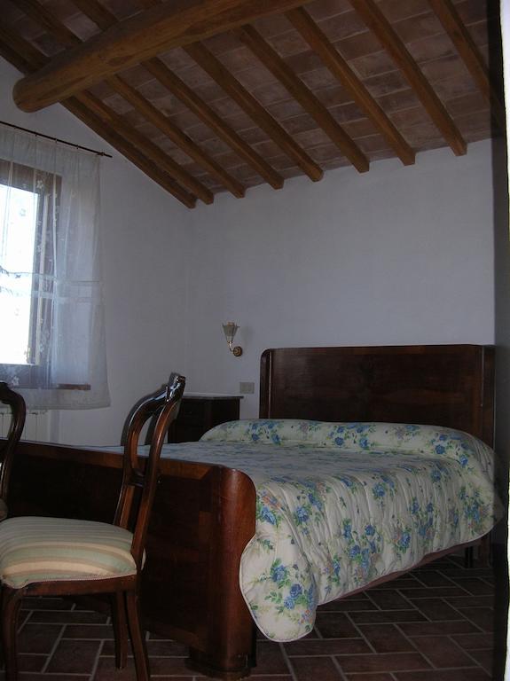 Casa Vacanze Porta Vecchia Montalcino Pokój zdjęcie